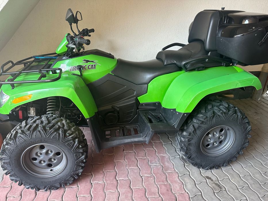 atv arctic cat 500, 2 locuti