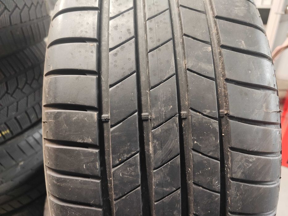 2бр. летни гуми 225/40/18 Bridgestone