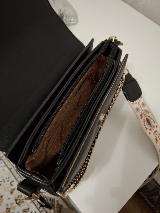 Продам сумку через плечо