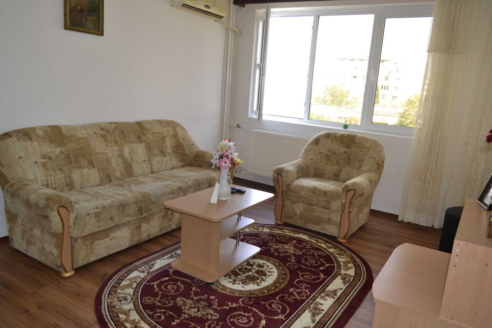 Inchiriez apartament 2 camere Berceni/Aparatorii Patriei/Moldovita Nr.14