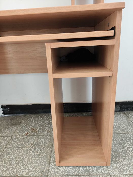 Офис / Домашно Бюро