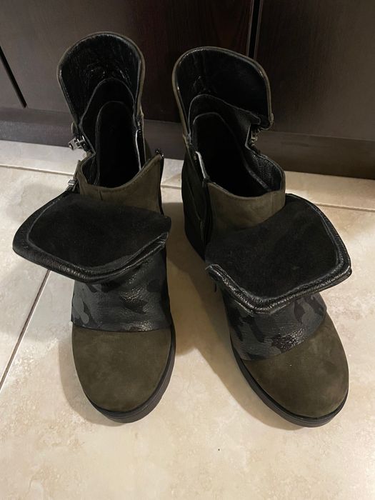 Необикновени кожени боти