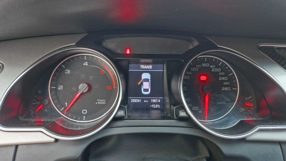 Audi A5 Coupe 2000cmc 177cp model 2010 Euro 5 Diesel