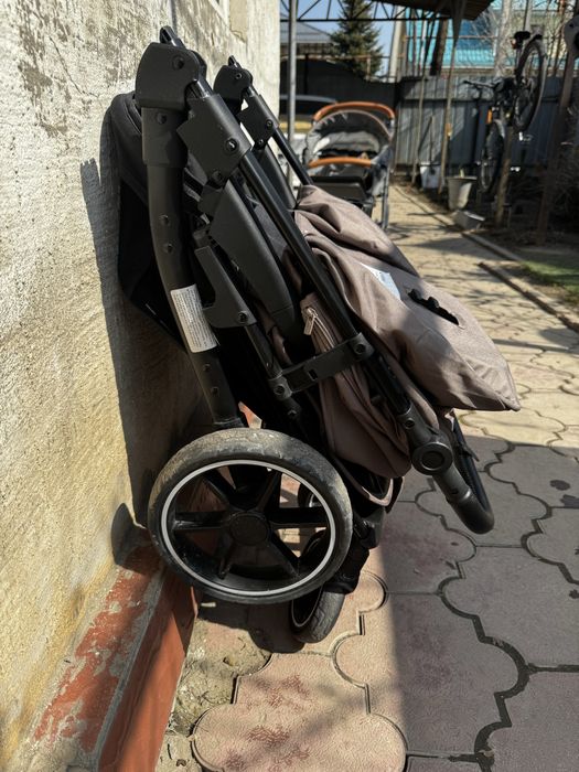 Прогулочная коляска до 4 лет