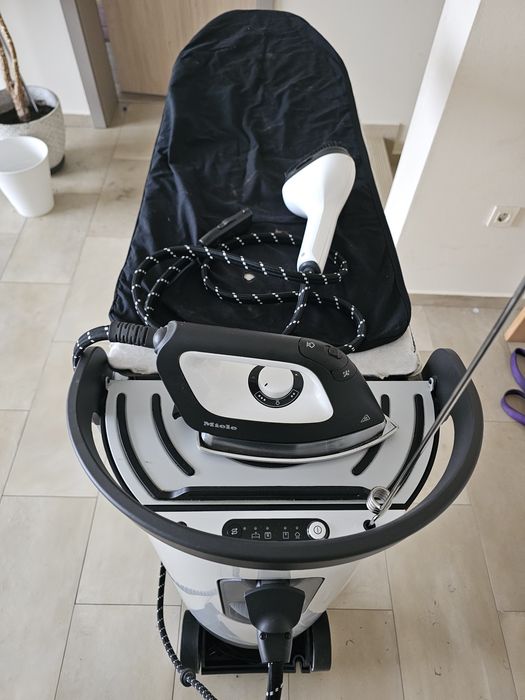 Statie de calcat Miele B 2847 Fashion Master





Stație de călcat Mie