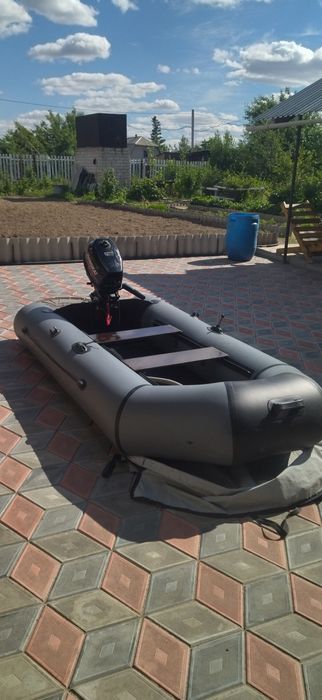 Продам лодку с мотором ханкай 6.