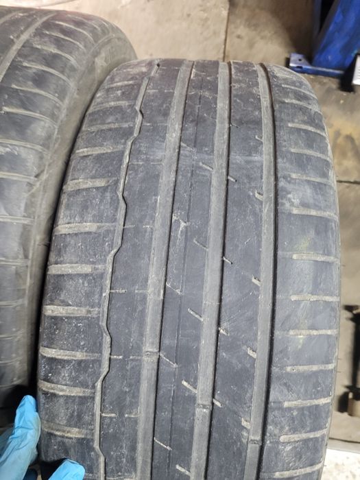 Продам резину  размер 235,45,18
