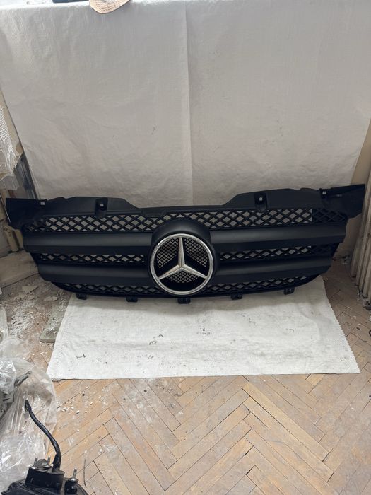 Оригинална решетка Мерцедес Спринтер Mercedes Sprinter W906