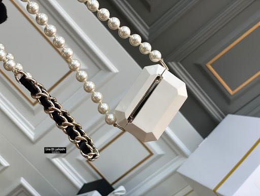 CHANEL аксесоар чантичка