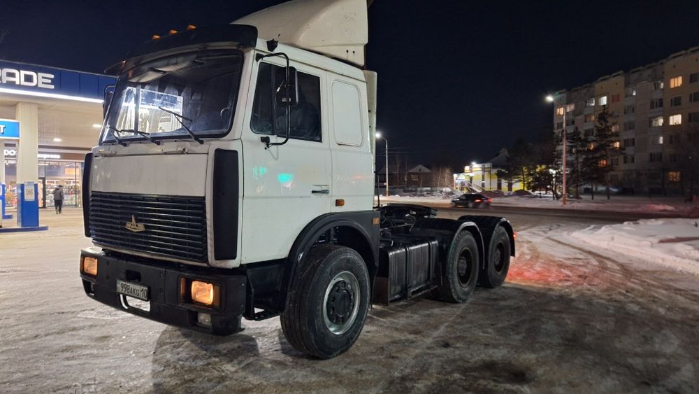 Продам Маз тягач