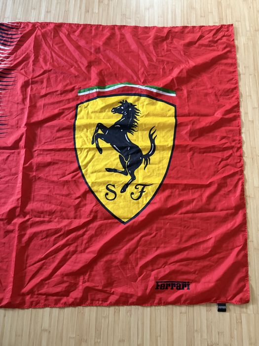 Steag Ferrari , autentic
