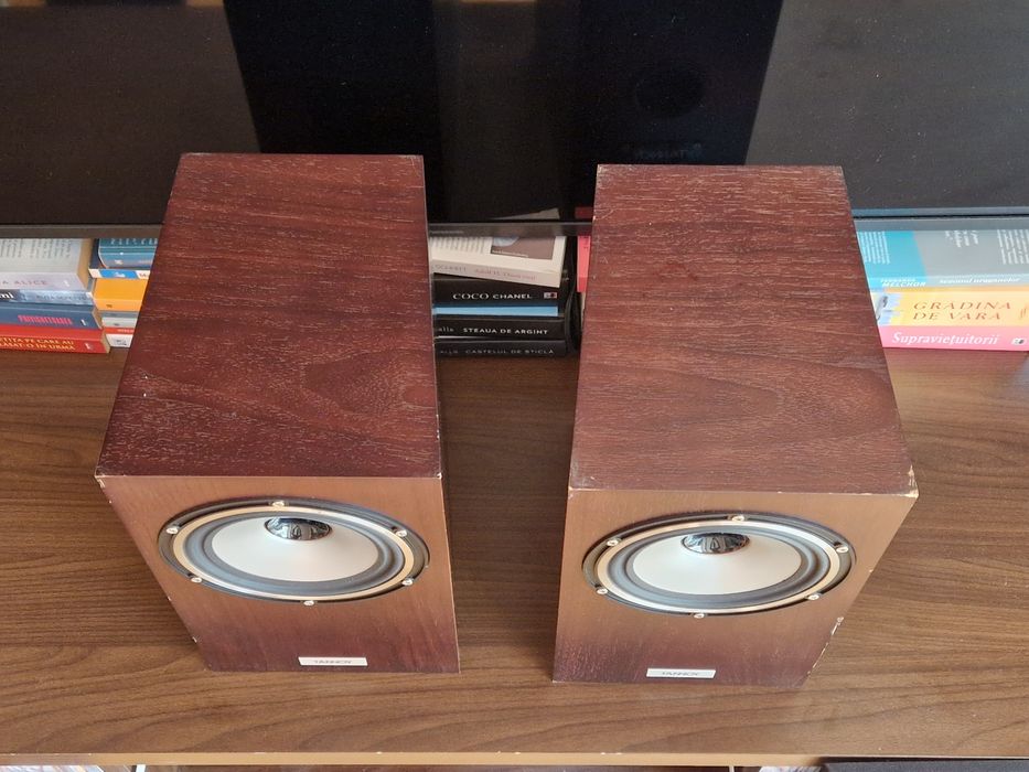 Boxe Tannoy Revolution xt