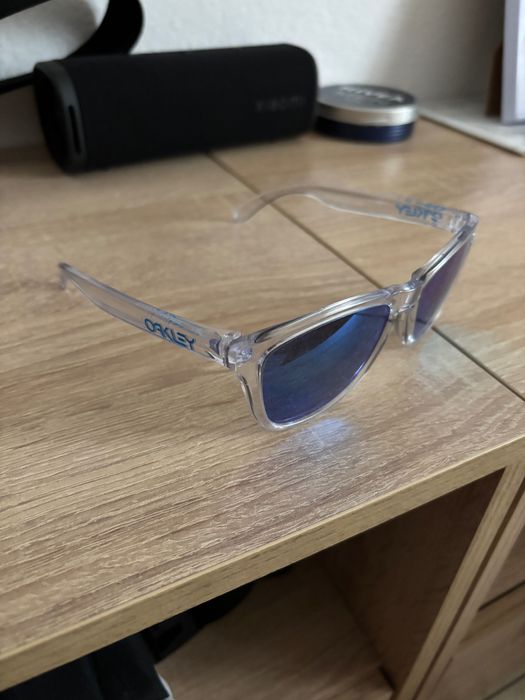 Oakley frogskins