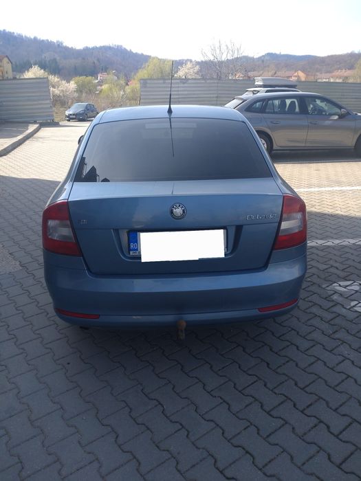 Octavia 1.6 tdi 200 mii km
