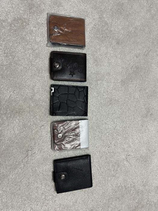 portofele piele imitiate