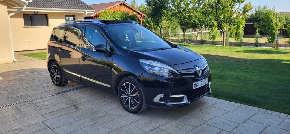 Renault Grand Scenic Model Bose 7 Locuri