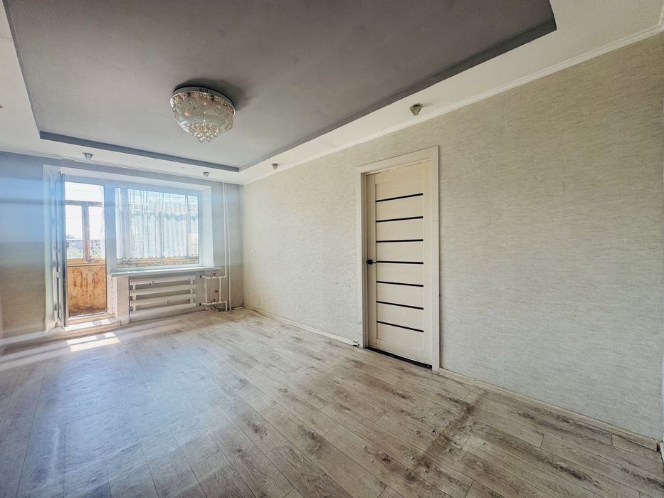 Продаётся 3 комнатная квартира на 31 квартале в кирпичном доме.