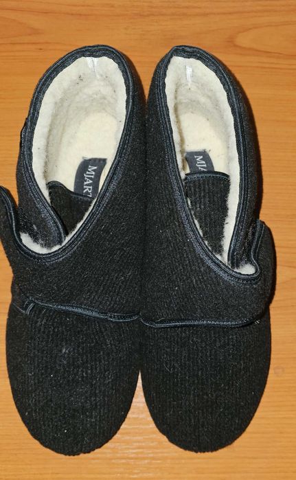 Ghete de casa ortopedice imblanite, Mjartan, marime 44, noi