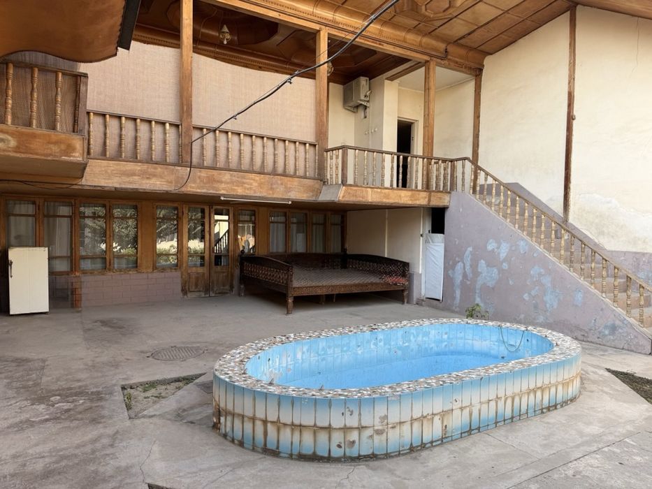 Уй сотилади. Олмазор туманида