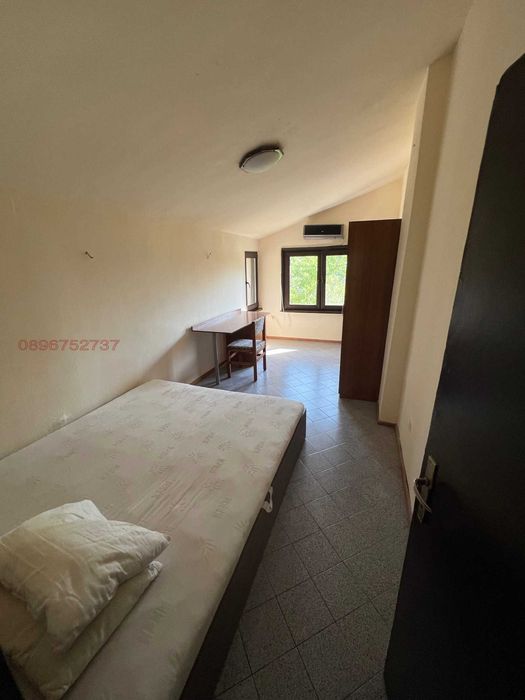 Дава се под наем Двустаен апартамент в к.к. Св.Св. Константин и Елена - 50 кв.м за 280.5 € - Снимка #1