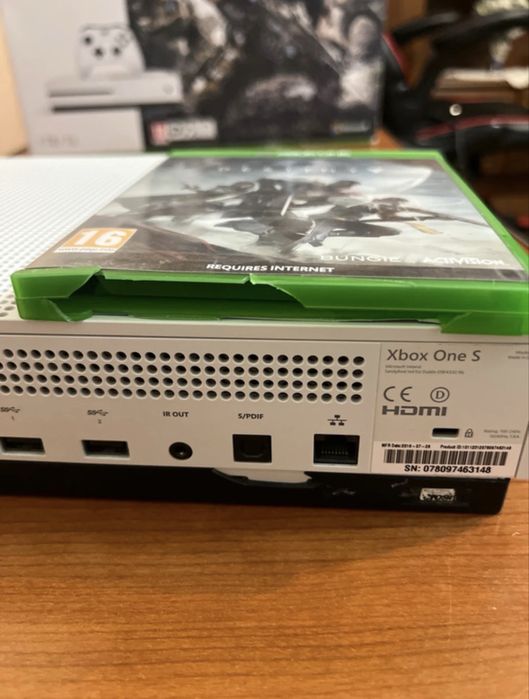 Xbox One s 1Tb memorie