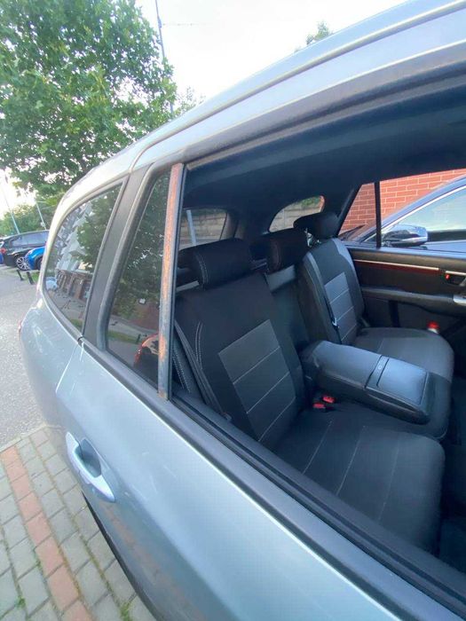 Vând Hyundai Santa Fe 2007, 2.2 CRDi Diesel – 2.300 € negociabil