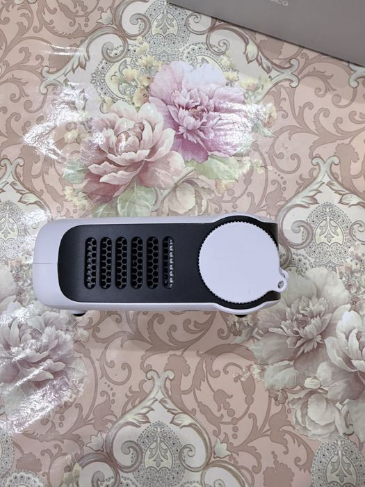 Продам абсолютно новый проектор