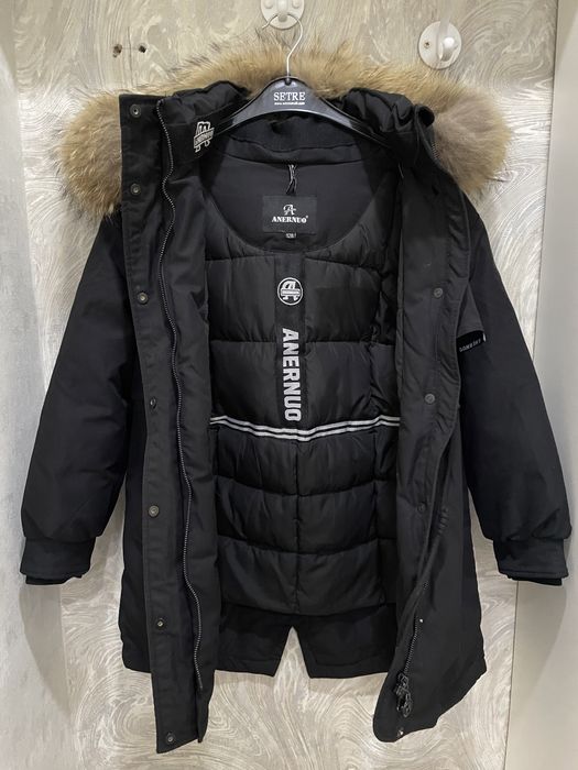 Продам зимнюю куртку / парку для девочки