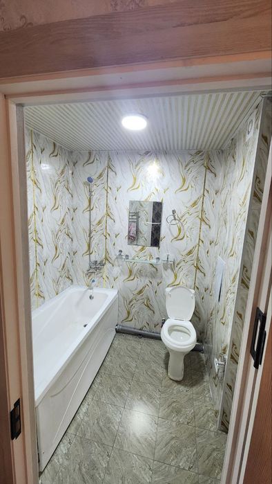 Yangixayot surum posti oldida 2 xonali uy ijaraga beriladi oilaga