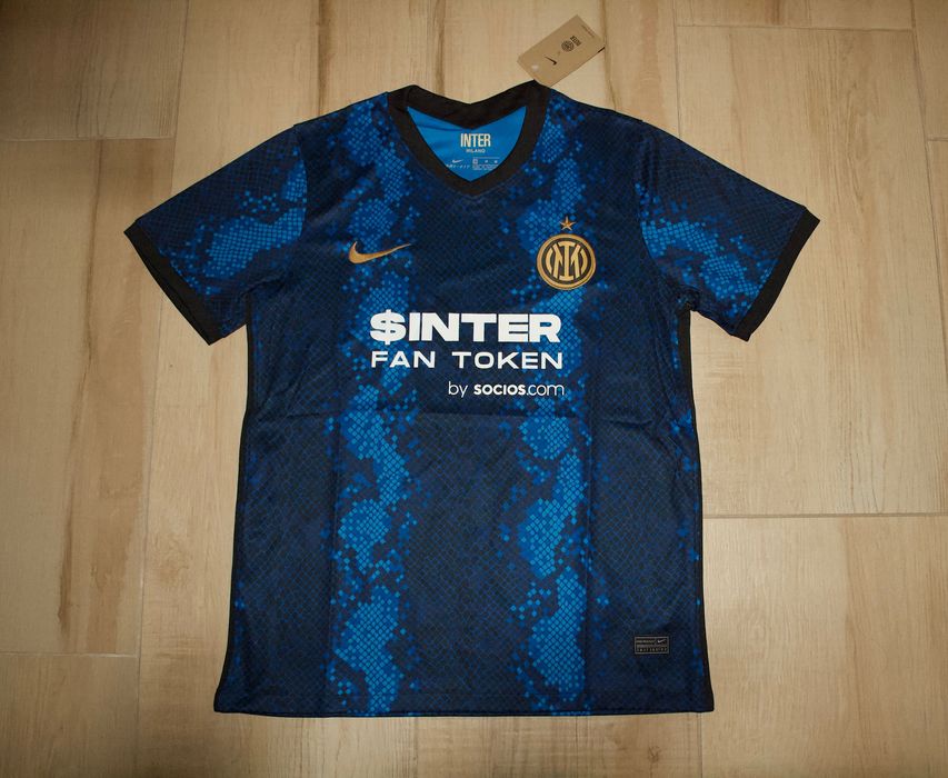 Футболни екипи - Real Madrid, Barcelona, Arsenal, Inter, Milan, PSG