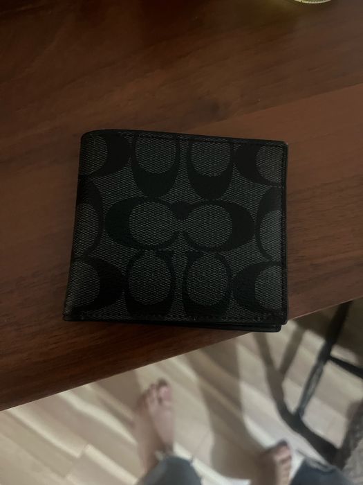 Мъжки портфейл. Coach