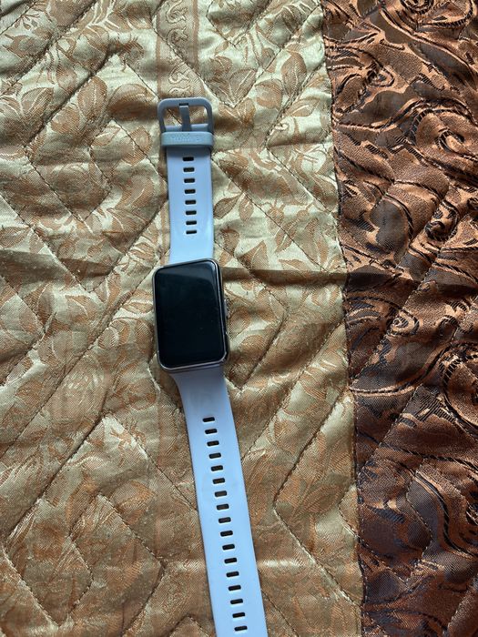Huawei whatch в хорошои состояний