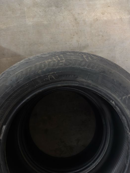 Bridgestone 215/60/R16