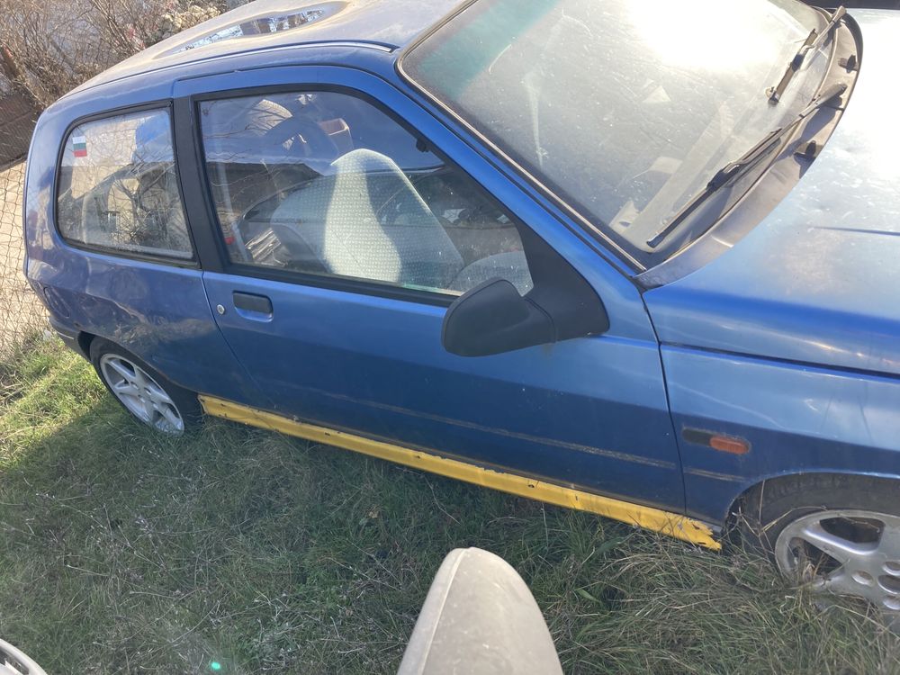 Рено клио 1.2/Renault Clio 1.2 на части гр. Варна м-т Сълзица • OLX.bg