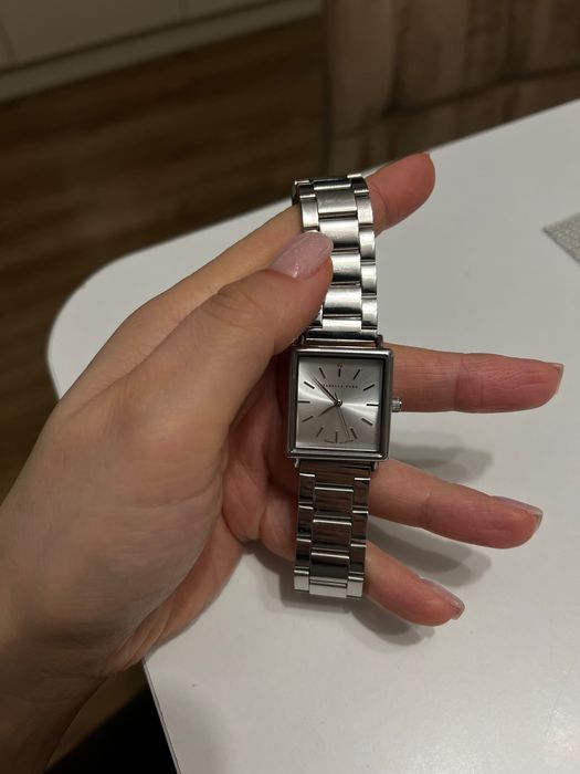 Часовник от неръждаема стомана