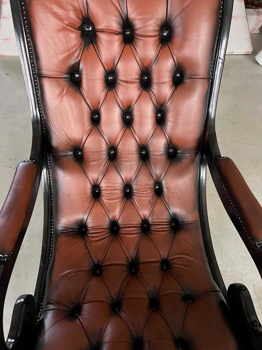 Balansoar Chesterfield!