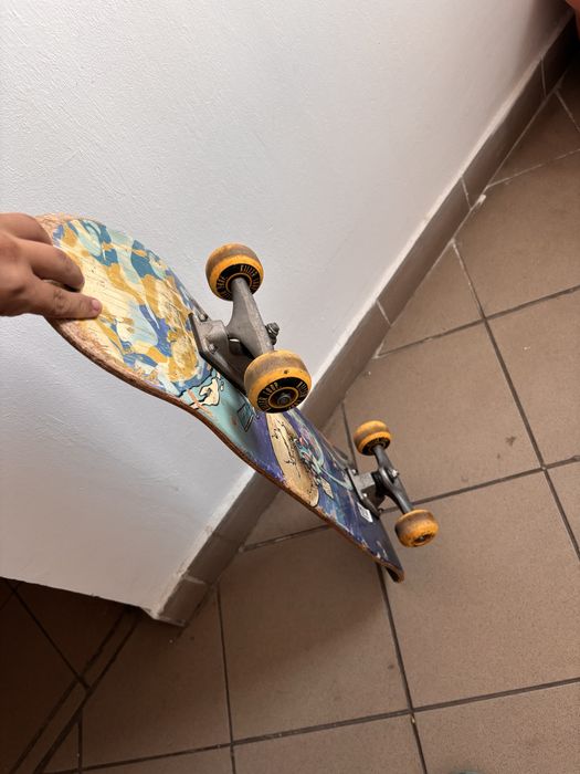 Skateboard killer loop