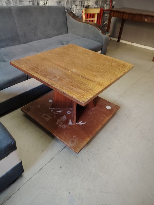 Шкаф стол полки отдам даром