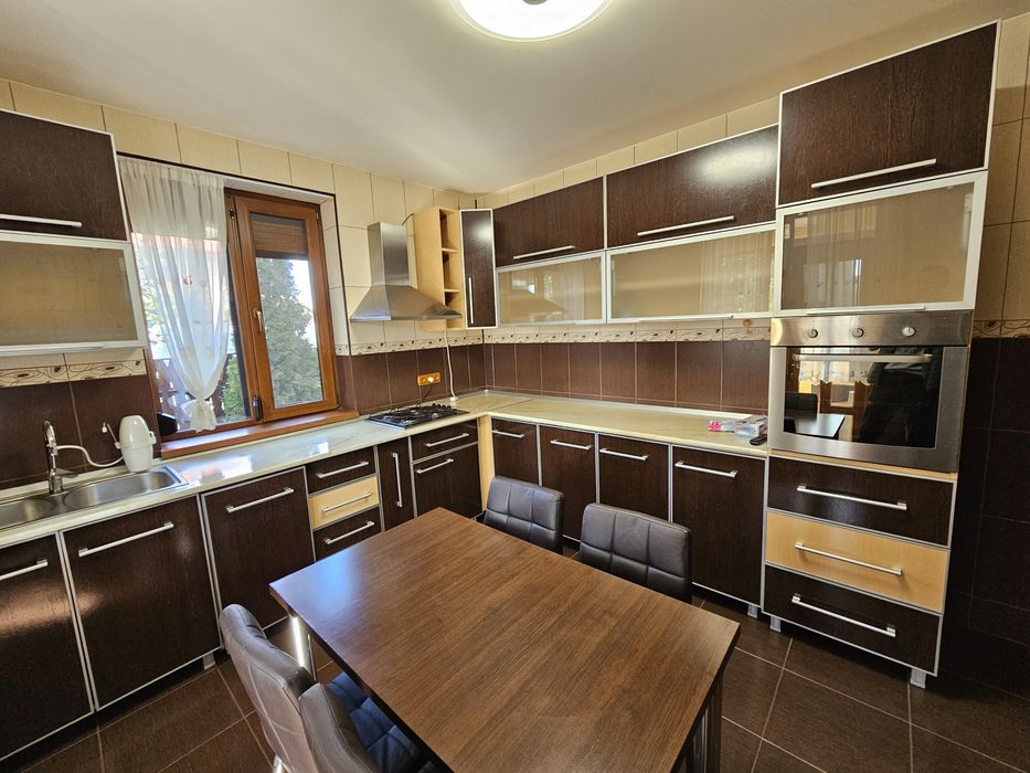 Casă/vilă zona METRO