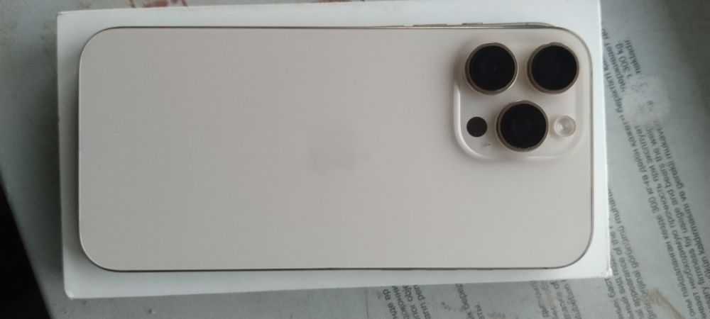 Iphone 16 про мах  256гб  емкос 89