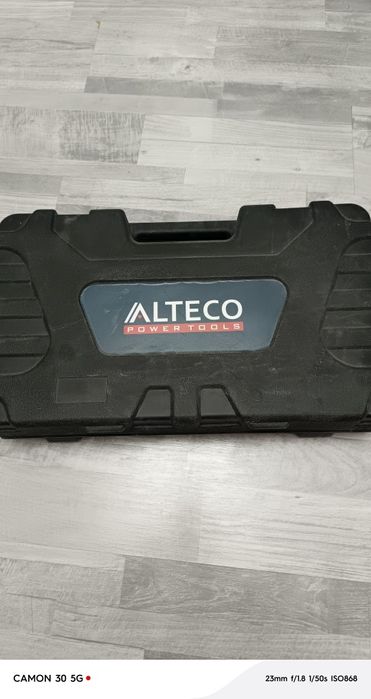 Продам электро инструмент