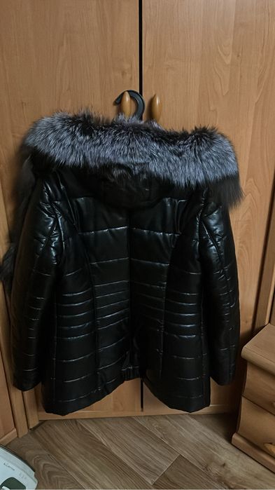 Продам куртку зимнюю