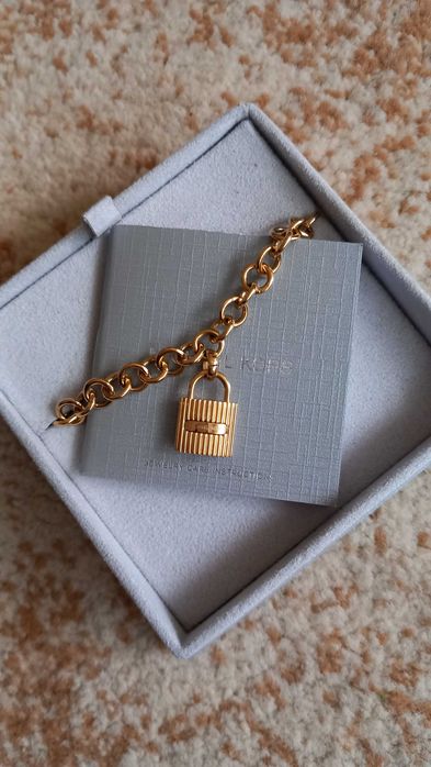 Колие на  Michael Kors