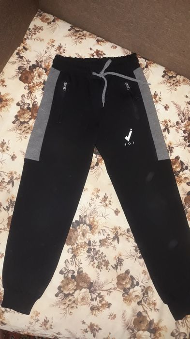 Спортивный костюм