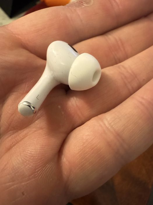 Слушалка лява airpods pro 2
