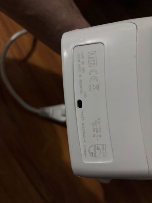 Fier de calcat Philips