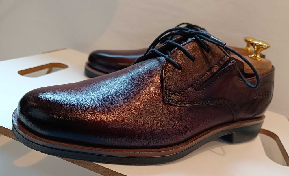 Pantofi derby 41 plain toe premium Bugatti NOI piele naturala moale