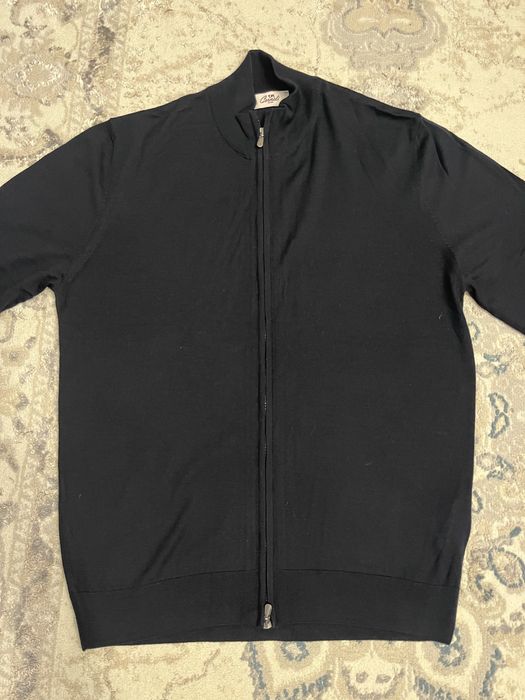 Продам кофту Corneli