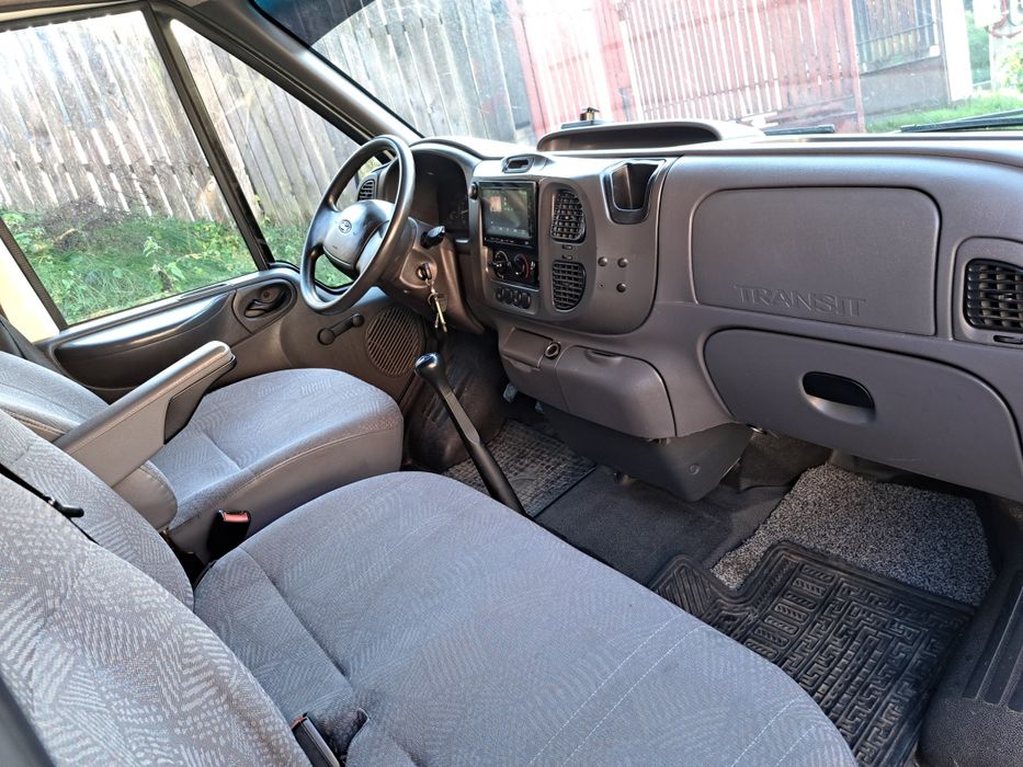 De vânzare ford transit 8x1