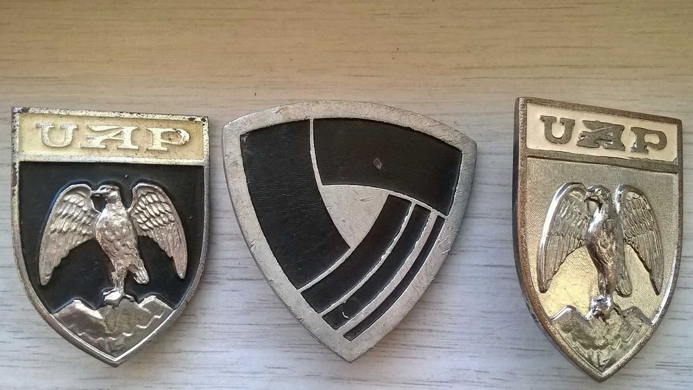 emblema Lastun Dacia 500  si Dacia 1300 originale colectie